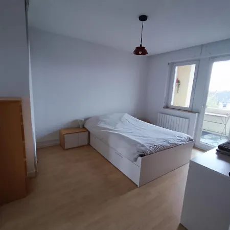 Διαμέρισμα 3-room With Balcony 10 Minutes From The Center *